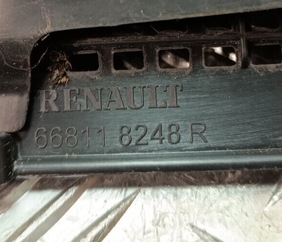 Renault Zoe 2022 Leiste Windschutzscheibenschacht ORIGINAL gebraucht - 668118248R