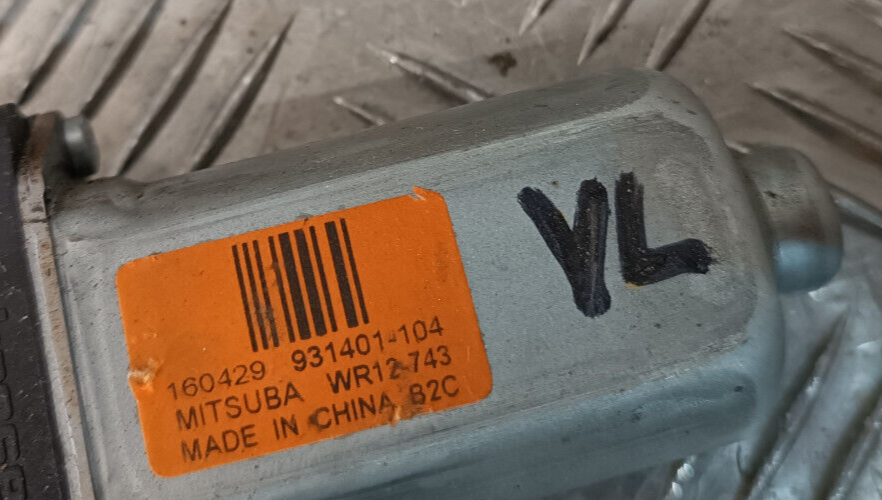 Jeep Grand Cherokee WK2 Fensterhebermotor vorne links 160429 931401104 ORIGINAL gebraucht - WR12743
