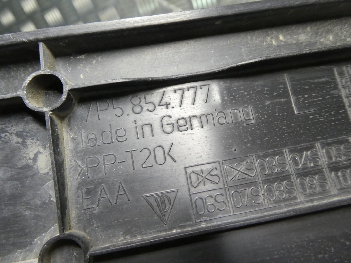 Porsche Cayenne 92A Kunststoff Kotflügel Vorne Links 7P5854777 ORIGINAL gebraucht - Abdeckung