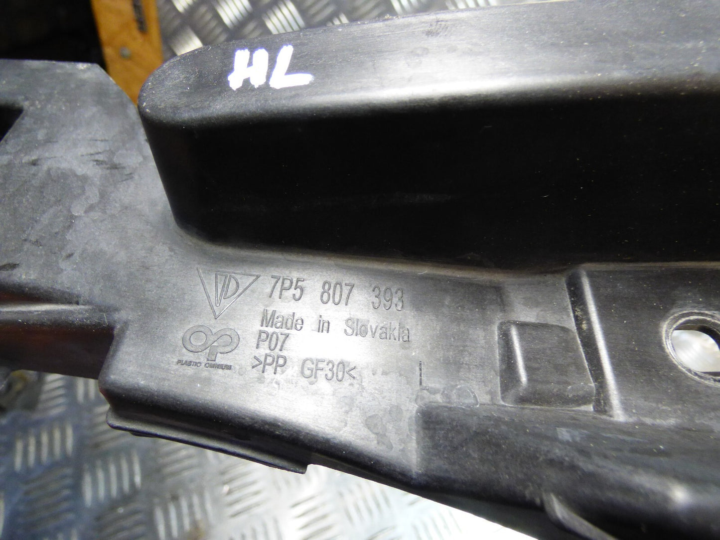 Porsche Cayenne 92A Stoßstange Hinten Links 7P5807393 ORIGINAL gebraucht - Halterung