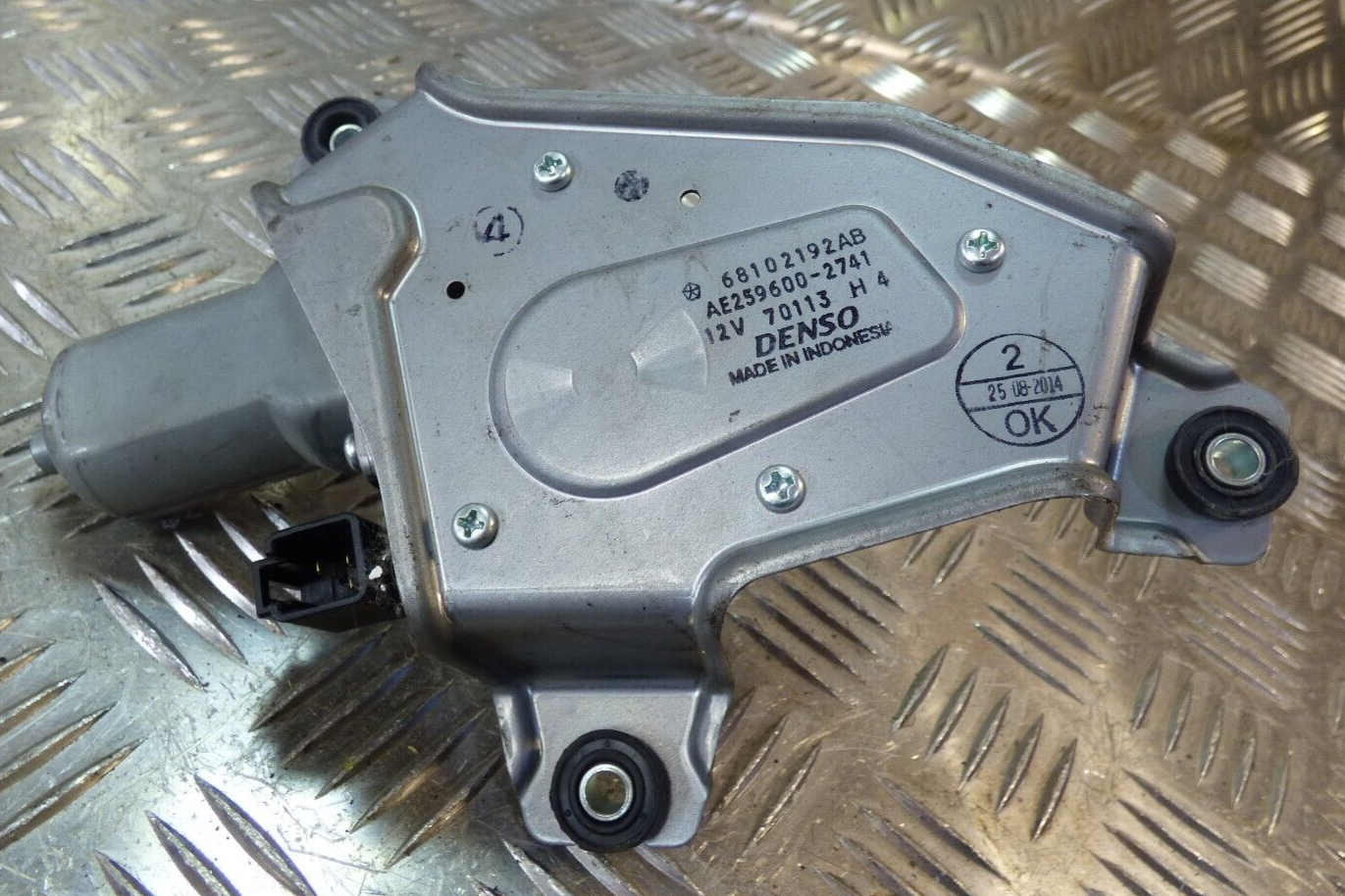 Jeep Cherokee KL 2015 Wischermotor Heckwischermotor ORIGINAL gebraucht - 68102192AB
