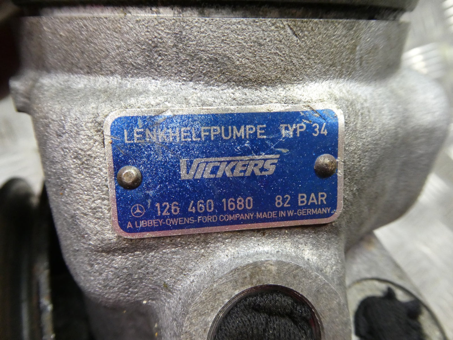 Mercedes-Benz W126 C126 Servopumpe Lenkungspumpe power steering pump ORIGINAL gebraucht - 1264601680