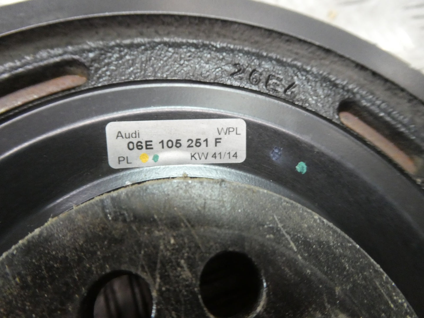 Porsche 3.0 E-Hybrid Motor Kurbelwelle Riemenscheibe 06E105251F ORIGINAL gebraucht - Panamera
