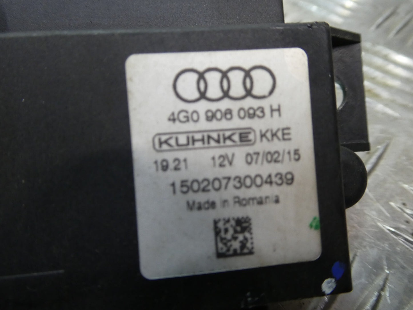 Porsche Macan 95B Steuergerät 4G0906093F ORIGINAL gebraucht - Kraftstoffpumpe