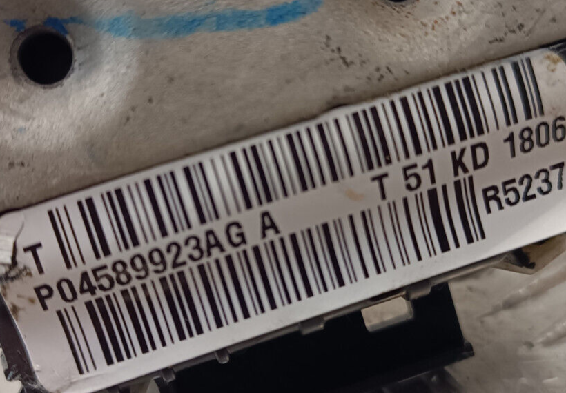 Jeep Grand Cherokee WK2 Türschloss Türschloß Hinten Links ORIGINAL gebraucht - P04589923AG