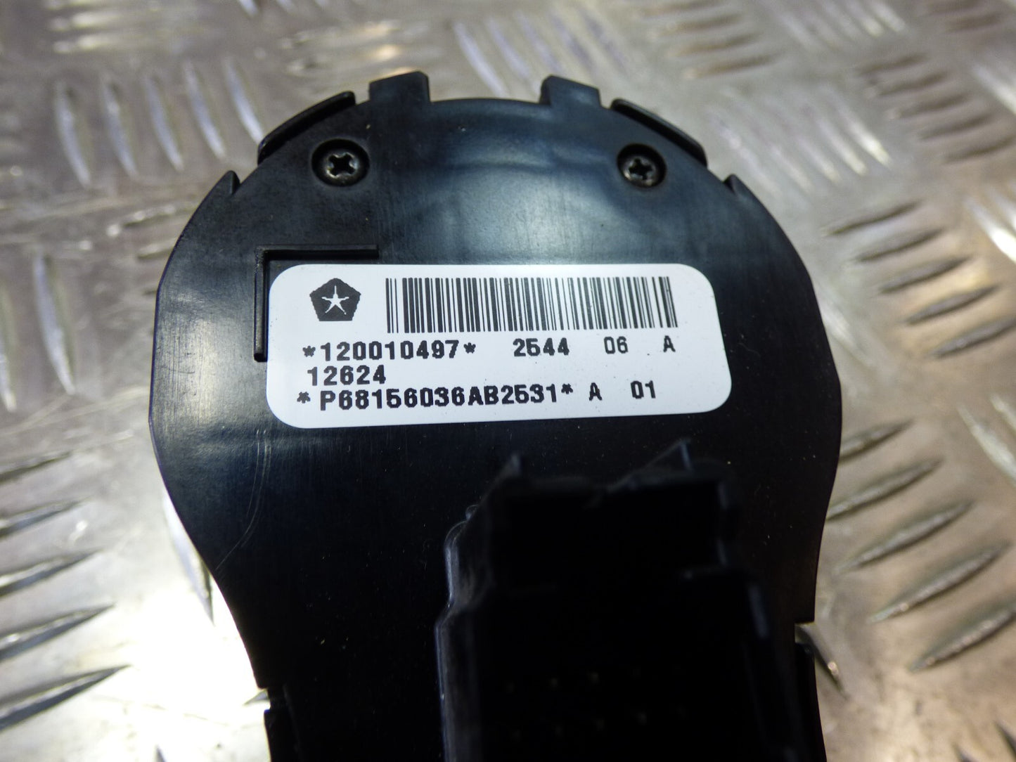 Jeep Cherokee KL Lichtschalter Licht Schalter ORIGINAL gebraucht - P68156036AB
