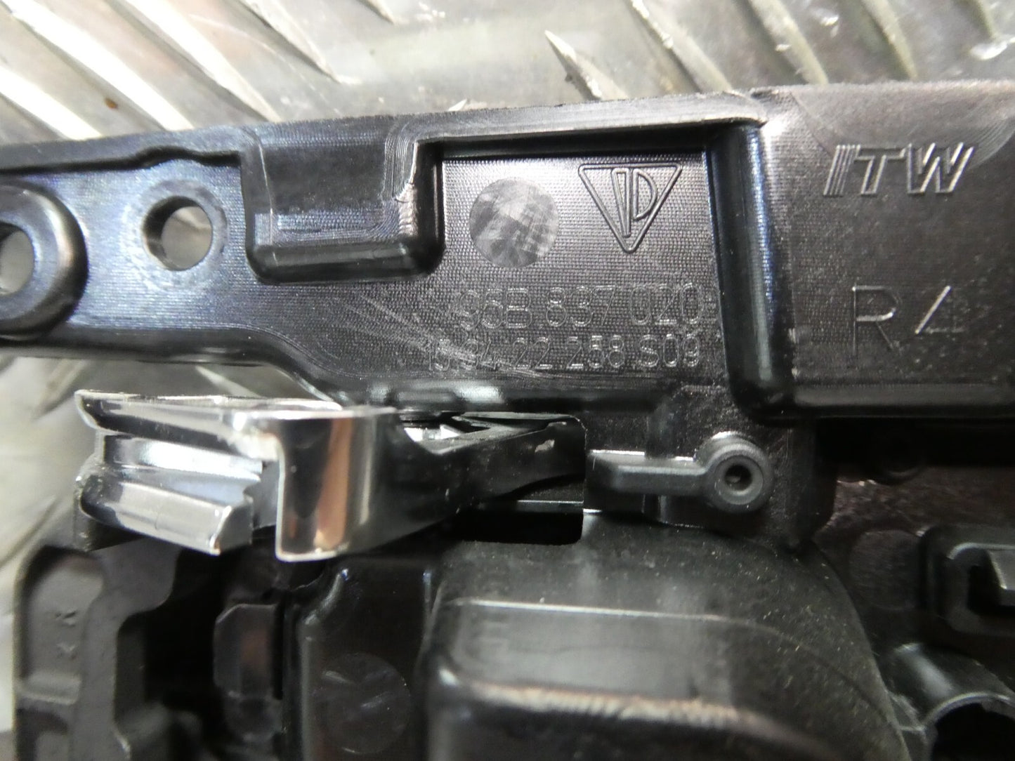 Porsche Macan 95B Türgriff Vorne Innen Rechts ORIGINAL gebraucht - 95B837020