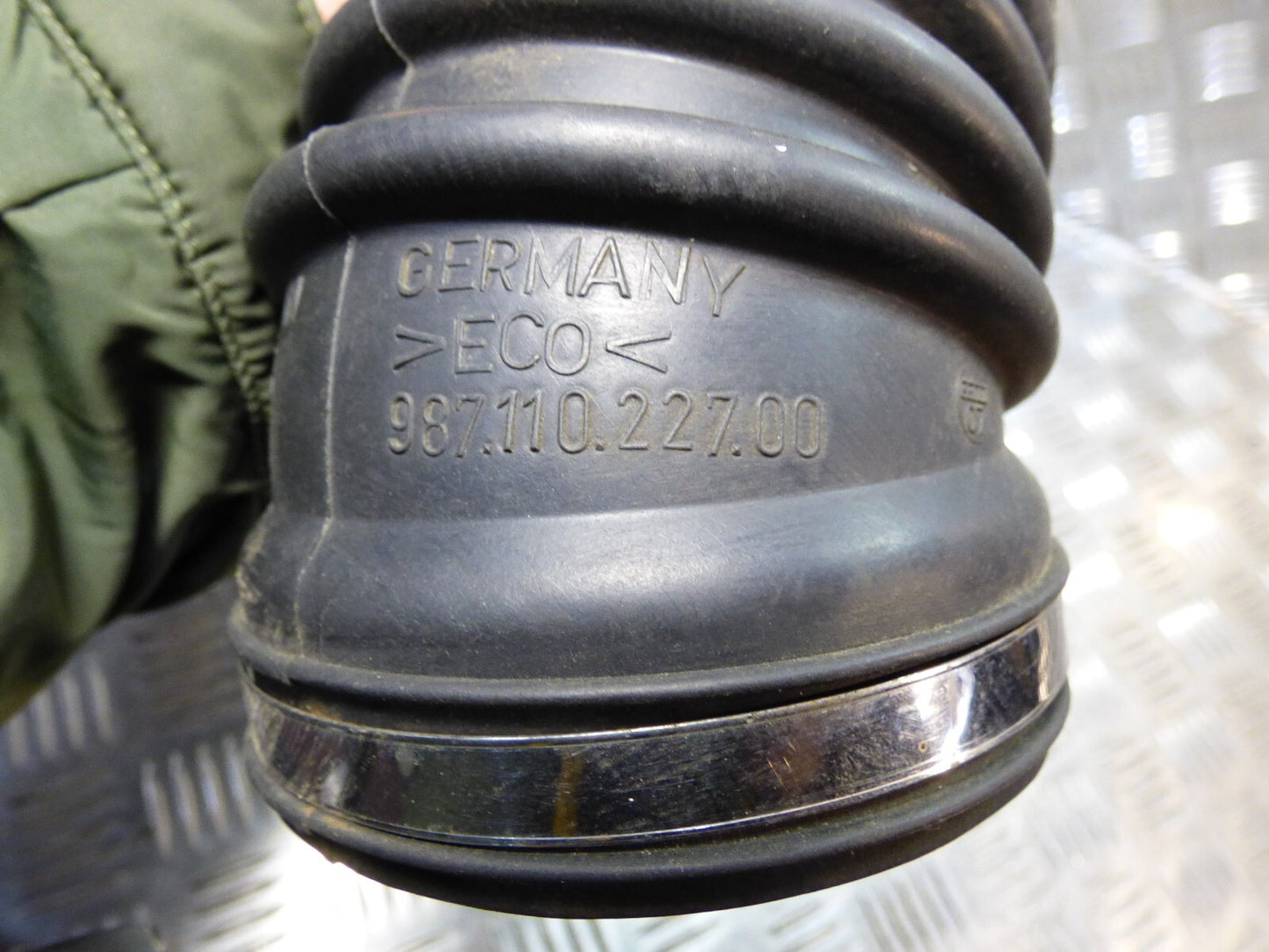 Porsche Boxster Cayman 987 Luftführung Hutze Luftfilter ORIGINAL gebraucht - 98711022700