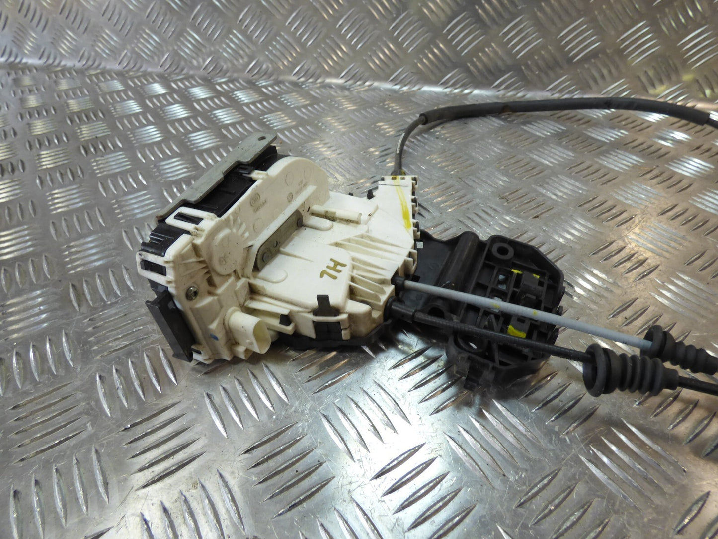Jeep Cherokee KL 2015 Türschloss hinten links ORIGINAL gebraucht - P04589915AD