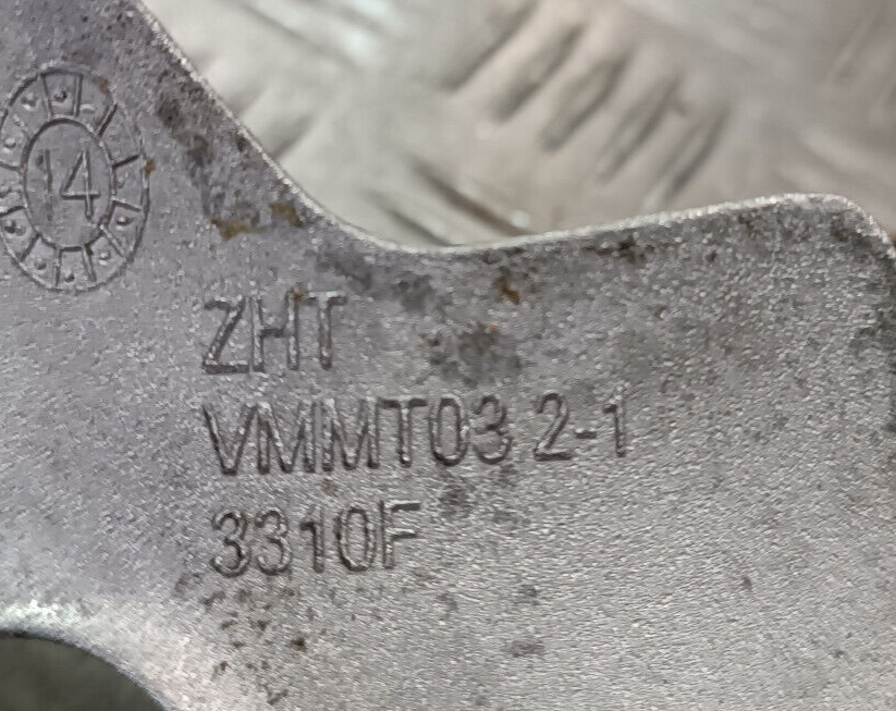 Jeep Grand WK2 3.0 CRD Halter ZHT VMMT0321 3310F ORIGINAL gebraucht - Cherokee