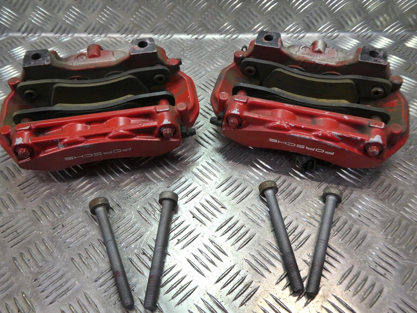 Porsche Cayenne 92A Hinten R + L BREMBO 7P0615424 + 7P0615424 ORIGINAL gebraucht - Bremssattel