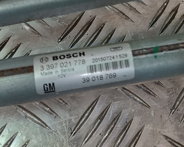 OPEL ASTRA K 1.4 Turbo Wischergestänge Vorne GM Bosch 3397021778 ORIGINAL gebraucht - 39018769