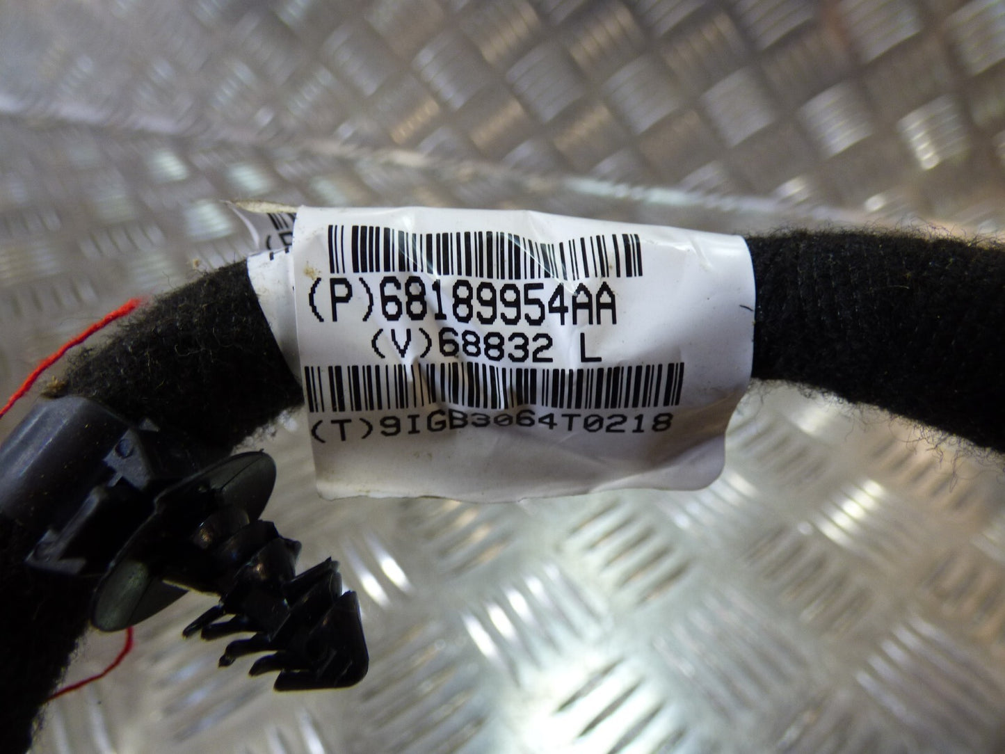 Jeep Cherokee KL 2015 Kabelbaum Mittelkonsole ORIGINAL gebraucht - 68189954AA