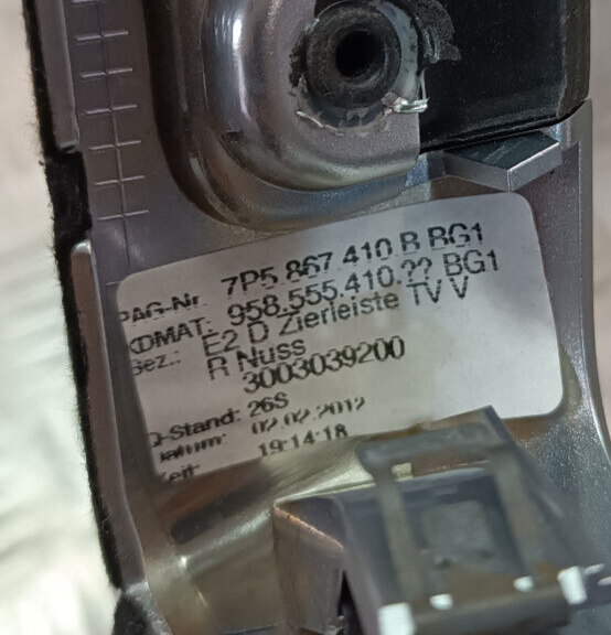 Porsche Cayenne S 92A Vorne Rechts Türverkleidung Innen 7P5867410B ORIGINAL gebraucht - Zierleiste