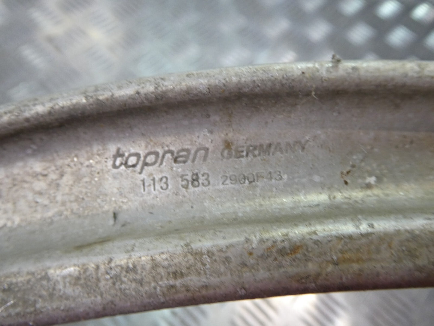 Porsche Cayenne 92A hinten links 7L0505375A ORIGINAL gebraucht - Querlenker