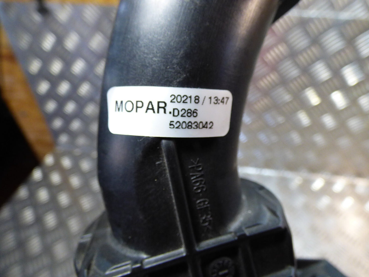 JEEP COMPASS II 2021 Ladeluftrohr Intercooler schlauch Turboschlauch ORIGINAL gebraucht - 52083042