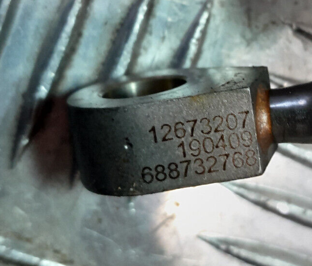 OPEL ASTRA K 1.4 Turbo Schlauch Rohr Turbolader Ölkühler GM ORIGINAL gebraucht - 12673207