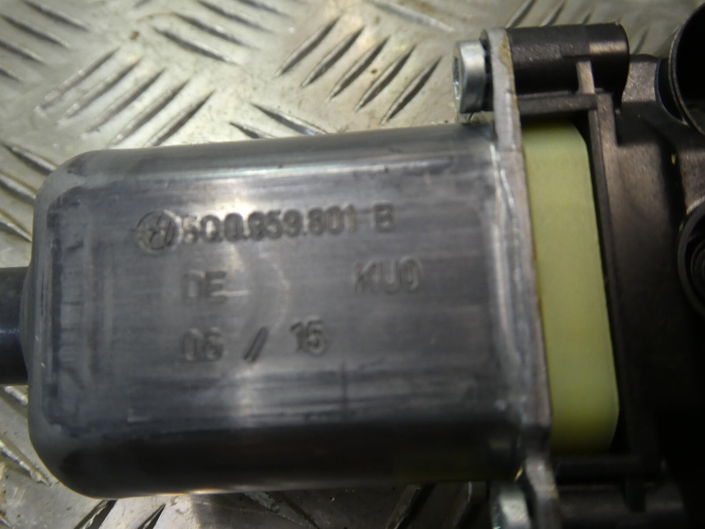 Porsche Macan 95B vorne Links 5Q0959801B ORIGINAL gebraucht - Fensterhebermotor
