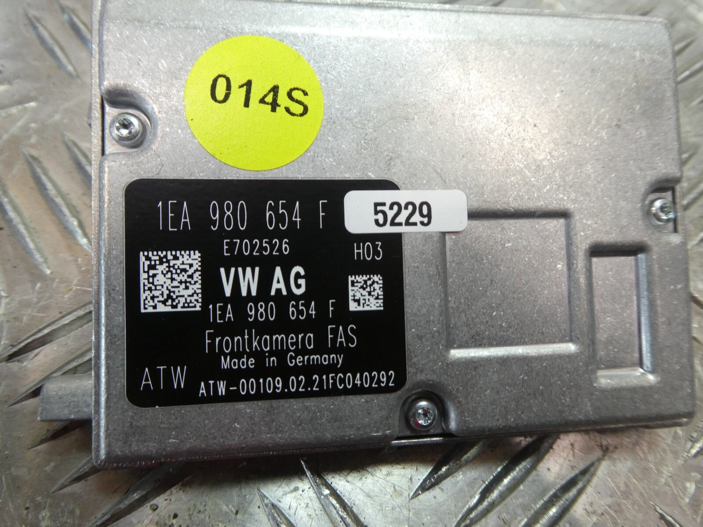 VW ID3 ID.3 Frontkamera Kamera Fahrerassistenzsysteme 1EA980654F ORIGINAL gebraucht - Volkswagen