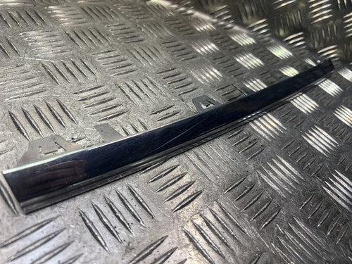 VW Volkswagen Transporter T6 Zierleiste Chromleiste Heckklappe 7E5853102