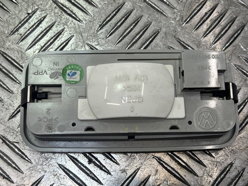 VW Volkswagen Transporter T6 Innenleuchte hinten 7E0947105E