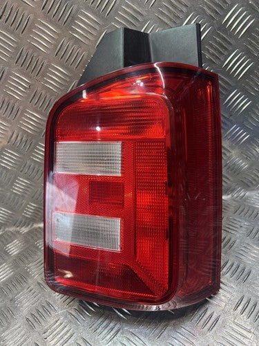 VW Volkswagen Transporter T6 Rücklicht Bremslicht 7E0945096Q