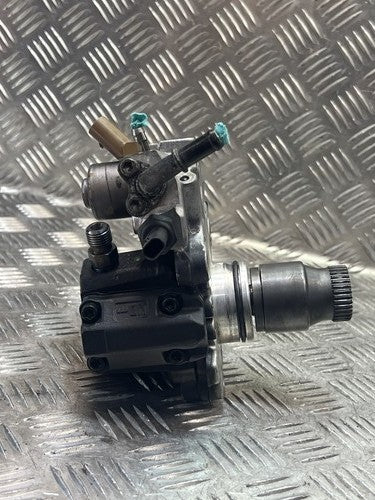 Mercedes Sprinter W906 2.2 CDI Hochdruckpumpe A6510701801