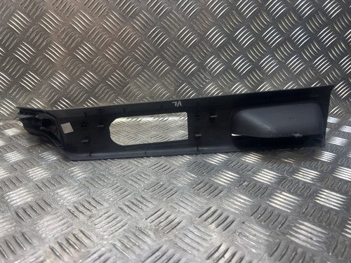 VW T5 Haltegriff Blende Fensterheberschalter links Satinschwarz 7H5868087Q