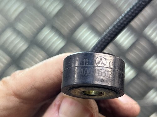 Mercedes Sprinter W906 2.2 CDI Klopfsensor Klopfregelsensor A0071531223