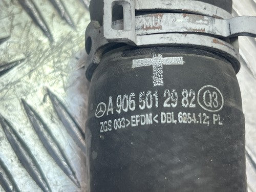 Mercedes Sprinter W906 2.2 CDI Kühlwasserschlauch A9065012982