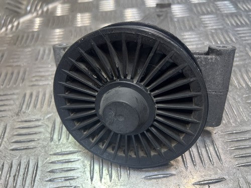 Mercedes Sprinter W906 2.2 CDI Umlenkrolle mit Halter Träger A6112341039