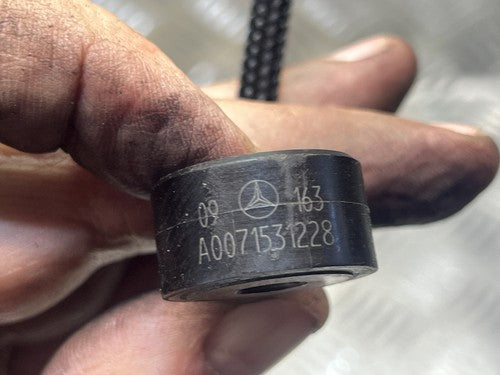 Mercedes Sprinter W906 2.2 CDI Knock sensor Klopfsensor A0071531228