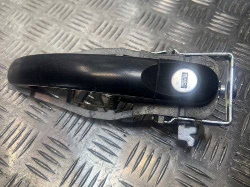 VW Volkswagen Transporter T6 Türgriff Griff außen Vorne Links 7H0837205