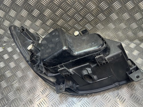 Mercedes Sprinter W906 2.2 CDI Scheinwerfer links A9068200161 A9068200161