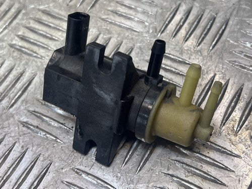 Mercedes Sprinter W906 2.2 CDI Druckwandler Magnetventil Turbolader A0071531428