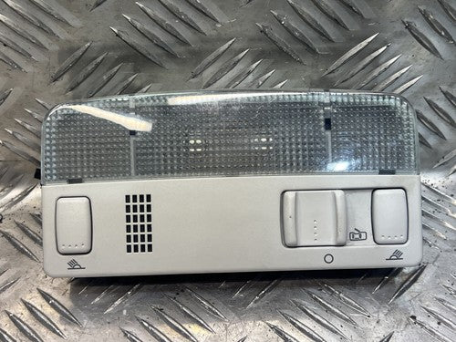 VW Volkswagen Transporter T6 Innenraumleuchte Innenleuchte vorne 3B0035711B