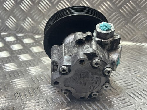 Mercedes Sprinter W906 2.2 CDI Servopumpe Lenkhelfpumpe A0064661701