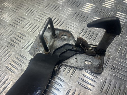 VW Volkswagen Transporter T6 Motorhaubenschloss Haken 7E0823480C