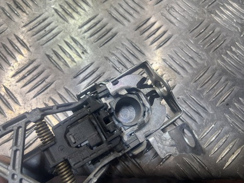 VW Volkswagen Transporter T6 Türgriff Vorne Rechts aussen 7H0837205