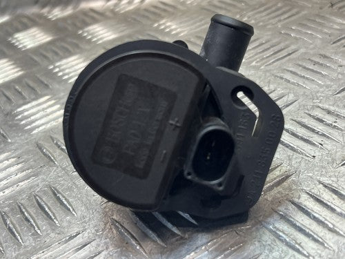 Mercedes Sprinter W906 2.2 CDI Zusatzwasserpumpe Nachlaufpumpe A2148350364