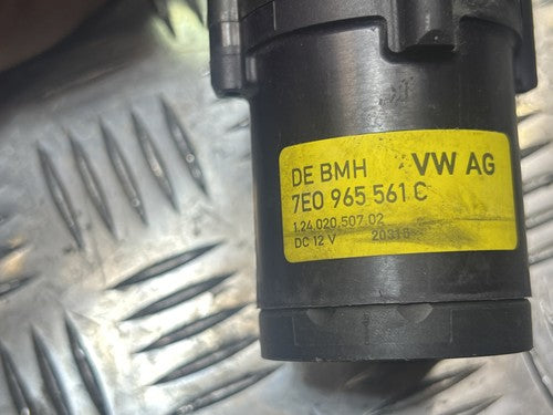 VW Volkswagen Transporter T6 Zusatzwasserpumpe Wasserpumpe 7E0965561C