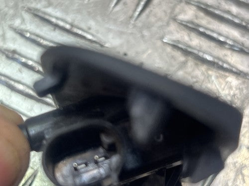 VW Volkswagen Transporter T6 Scheibenwaschdüse beheizbar links 7E0955987A