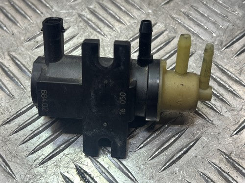 Mercedes Sprinter W906 2.2 CDI Turbolader Druckwandler Magnetventil A0091533128