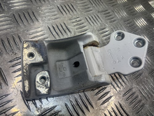 VW Volkswagen Transporter T6 Heckflügeltür Scharnier links oben 7H0827151