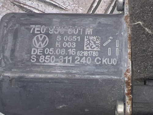 VW Volkswagen Transporter T6 Fensterhebermotor vorne links 7E0959801M