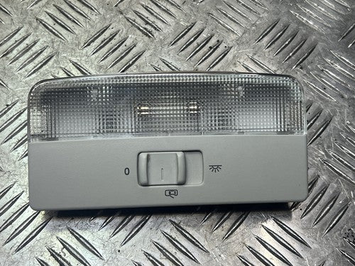 VW Volkswagen Transporter T6 Innenraumleuchte Innenleuchte hinten 6Q0947105M