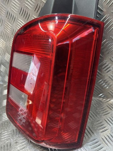 VW Volkswagen Transporter T6 Rechts Rückleuchte Heckleuchte 7E0945096Q