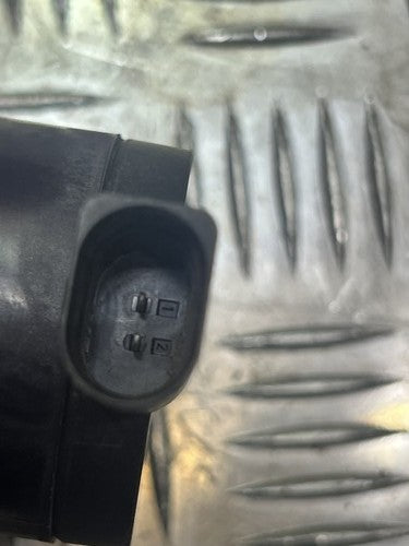 VW Volkswagen Transporter T6 Zusatzwasserpumpe Wasserpumpe 7E0965561C