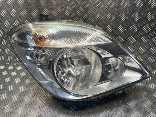 Mercedes Sprinter W906 2.2 CDI Scheinwerfer rechts A9068200261