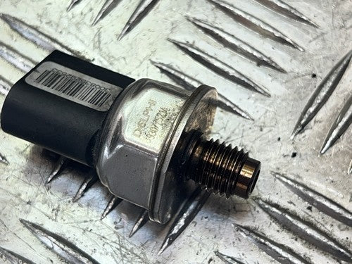 Mercedes Sprinter W906 2.2 CDI Kraftstoffdrucksensor 93077521A